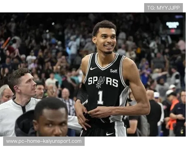 爵士vs活塞:专家预测与比赛前瞻,爵士对勇士比赛直播