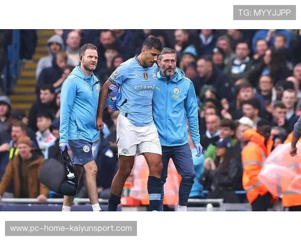 罗德里状态恢复，曼城期待其主导对战利物浦的中场，曼城后腰罗德里戈