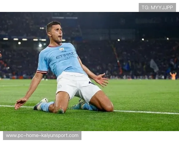 曼城罗德里远射命中死角